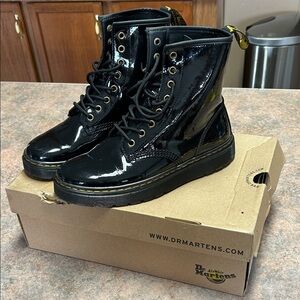 Dr. Martens Zavala Boots Patent Leather Combat Lace Up Women’s:7 Mens 8 LIKE NEW